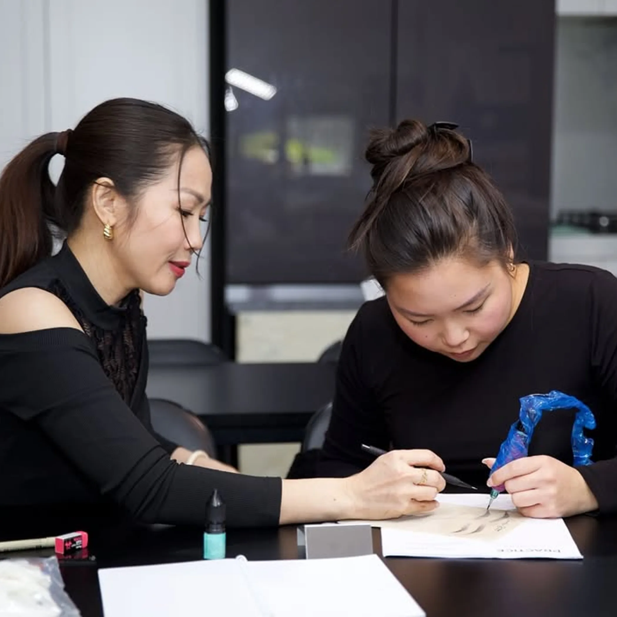 cosmetic tattooing training session australia