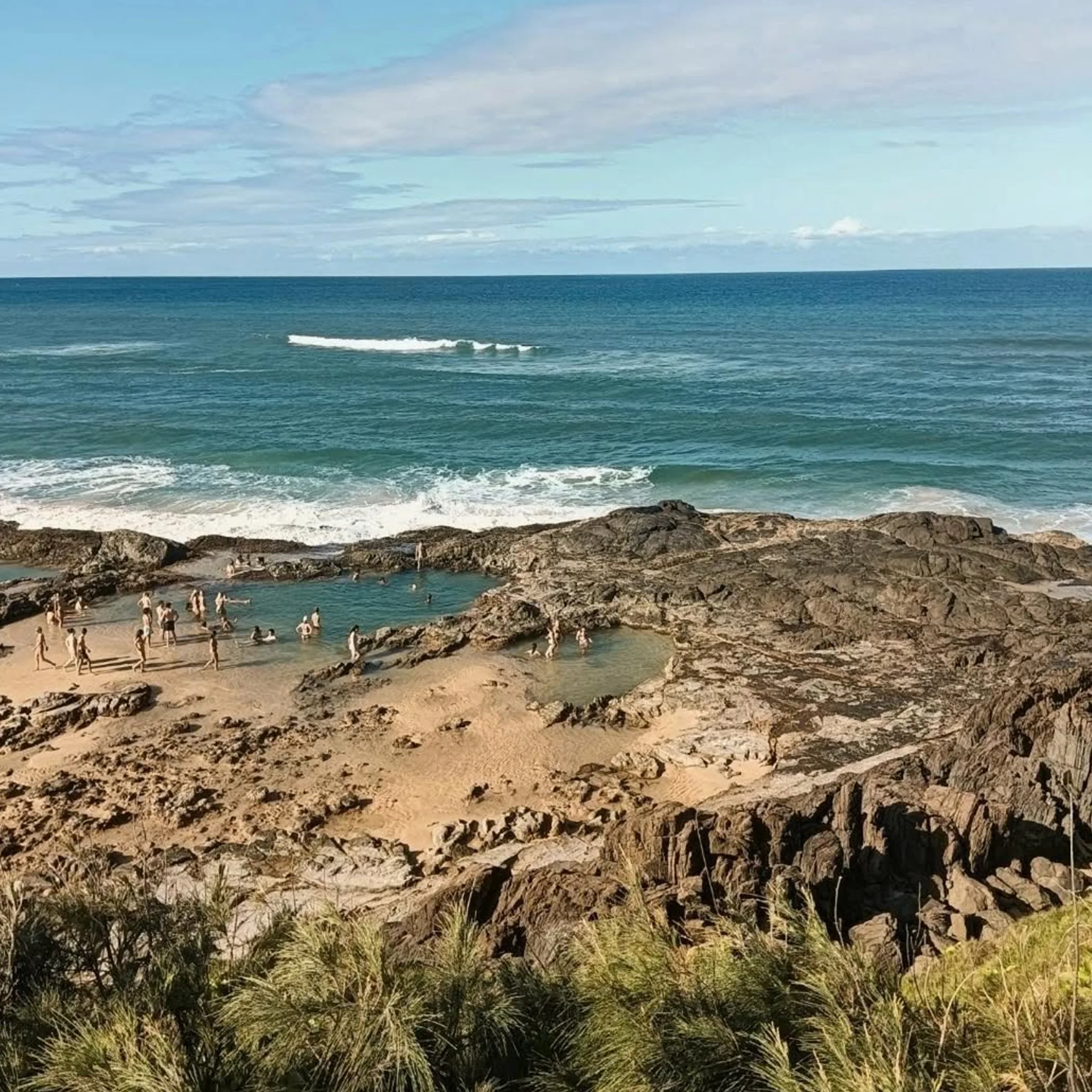 champagne pools on k'gari
